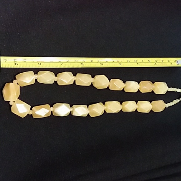 Chunky Necklace - Picture 4 of 6
